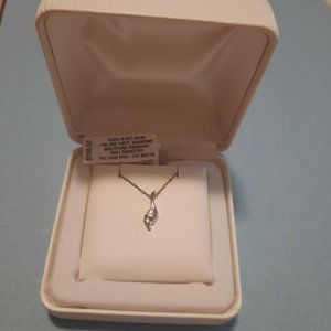 14K White Gold Sirena 1/8 ct diamond bezel pendant